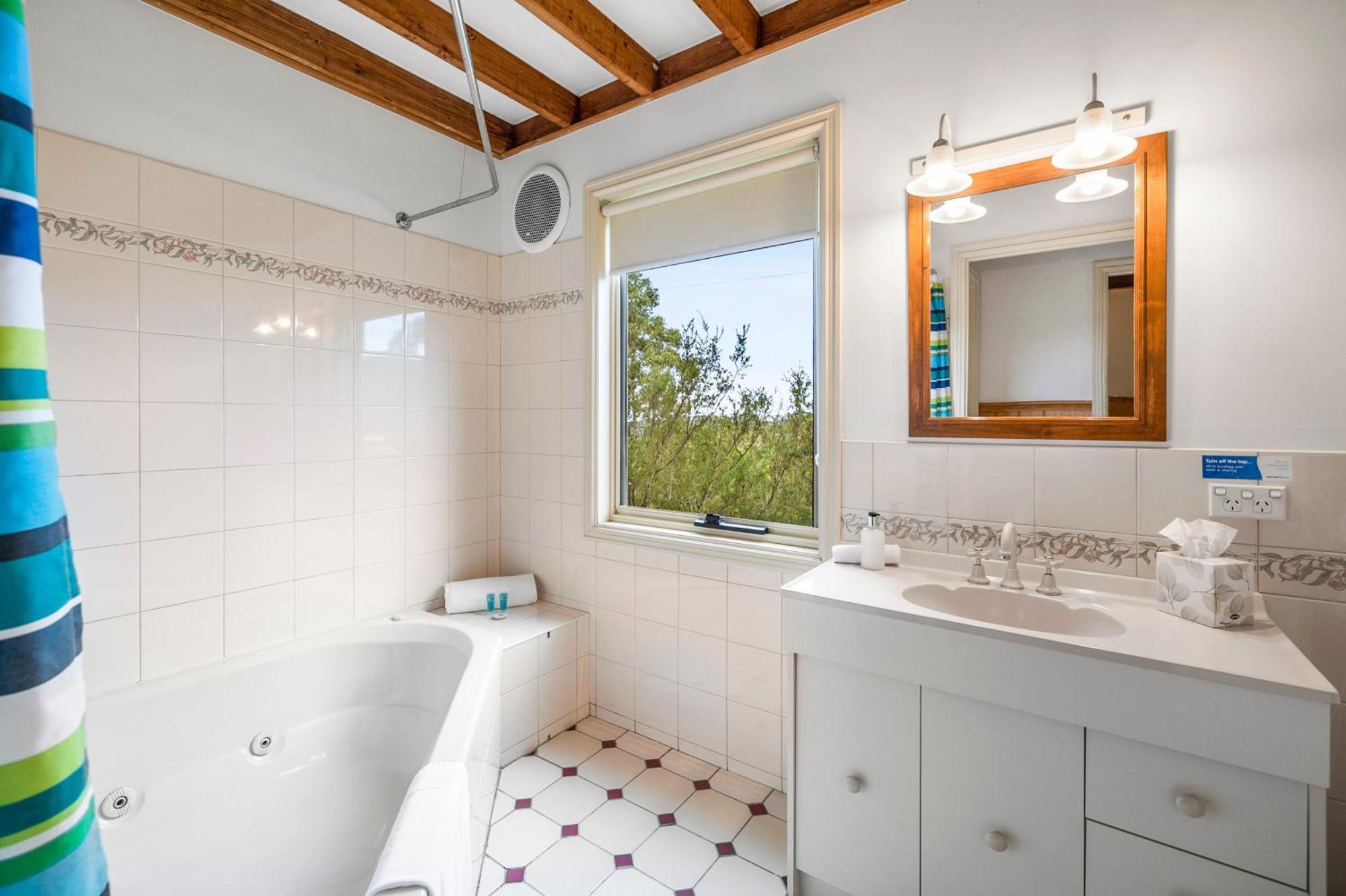 Lorne Bush House Cottages & Eco Retreats Cameră foto